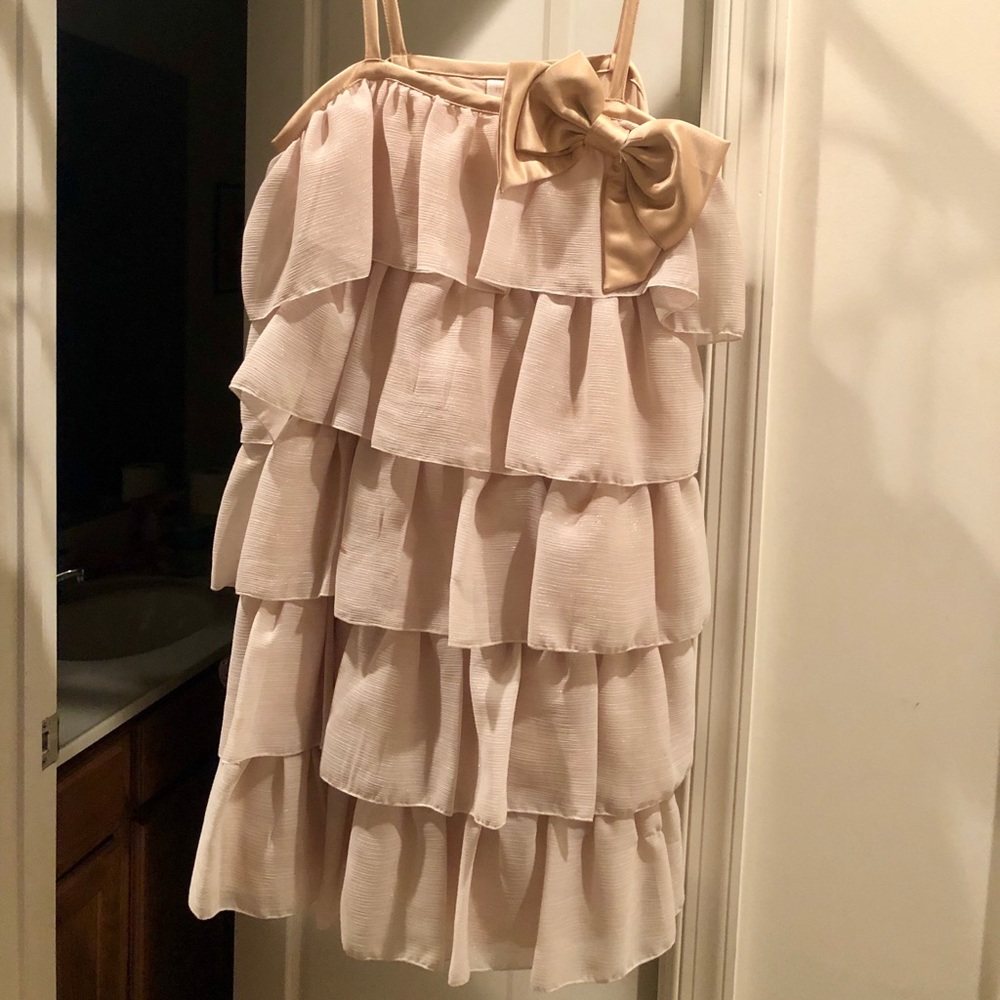 Gold cocktail dress with cute bow